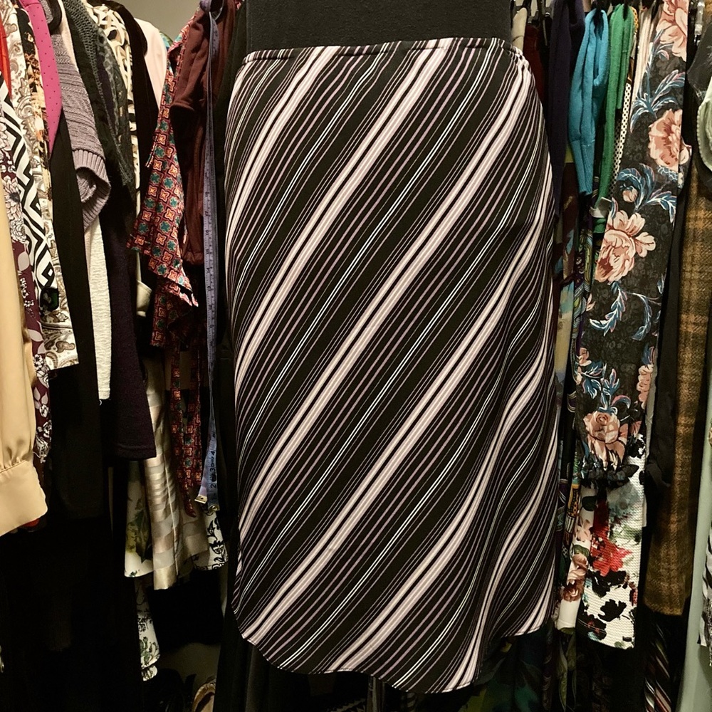 SLIP SKIRT